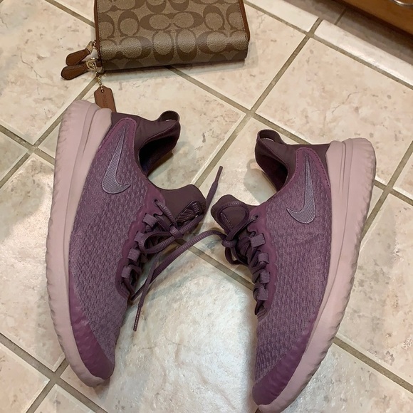 Nike Renew Purple Shoes - Picture 4 of 11